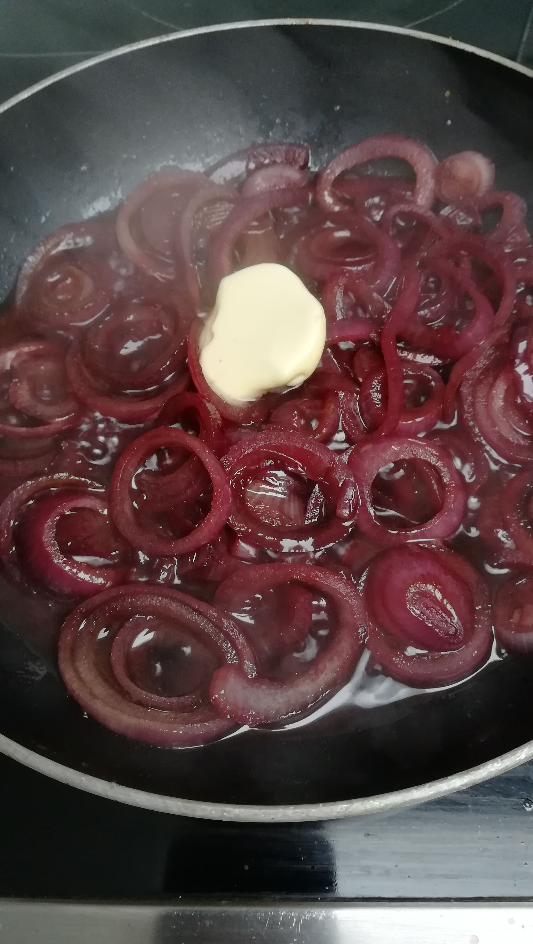 Karamellisierte Rotwein-Zwiebeln - Grillen-entdecken.de